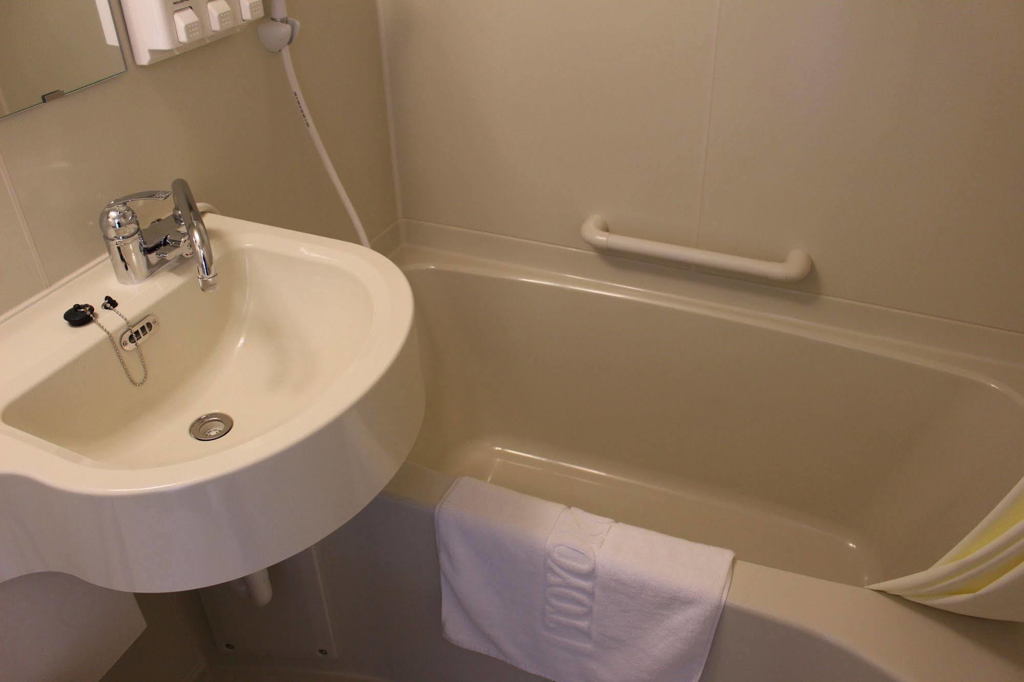 Toyoko Inn Shimonoseki Kaikyo Yume Tower Eksteriør billede